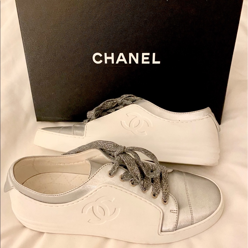**CHANEL Logo Sneakers ** MINT Condition!!